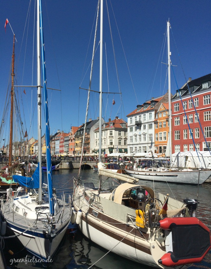 Von vielen Touristen besucht: Nyhavn in Kopenhagen