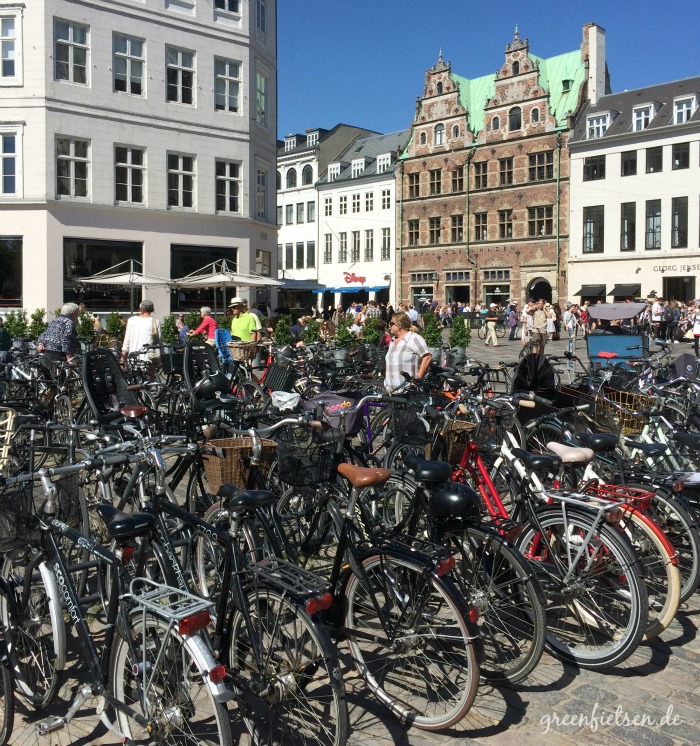 Fahrrad-Parkplatz im Stadtzentrum von Kopenhagen