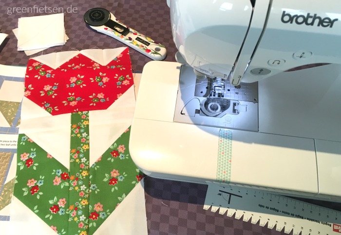 Work in progress - Tulpen Mini Quilt zur Backyard Roses Blog Tour