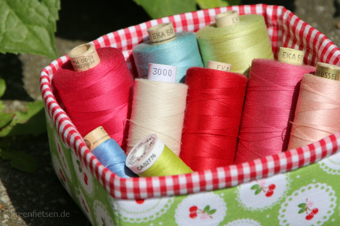 Petit Four Basket - Stoffkörbchen nach der Anleitung von Annie Unrein & Fat Quarter Shop